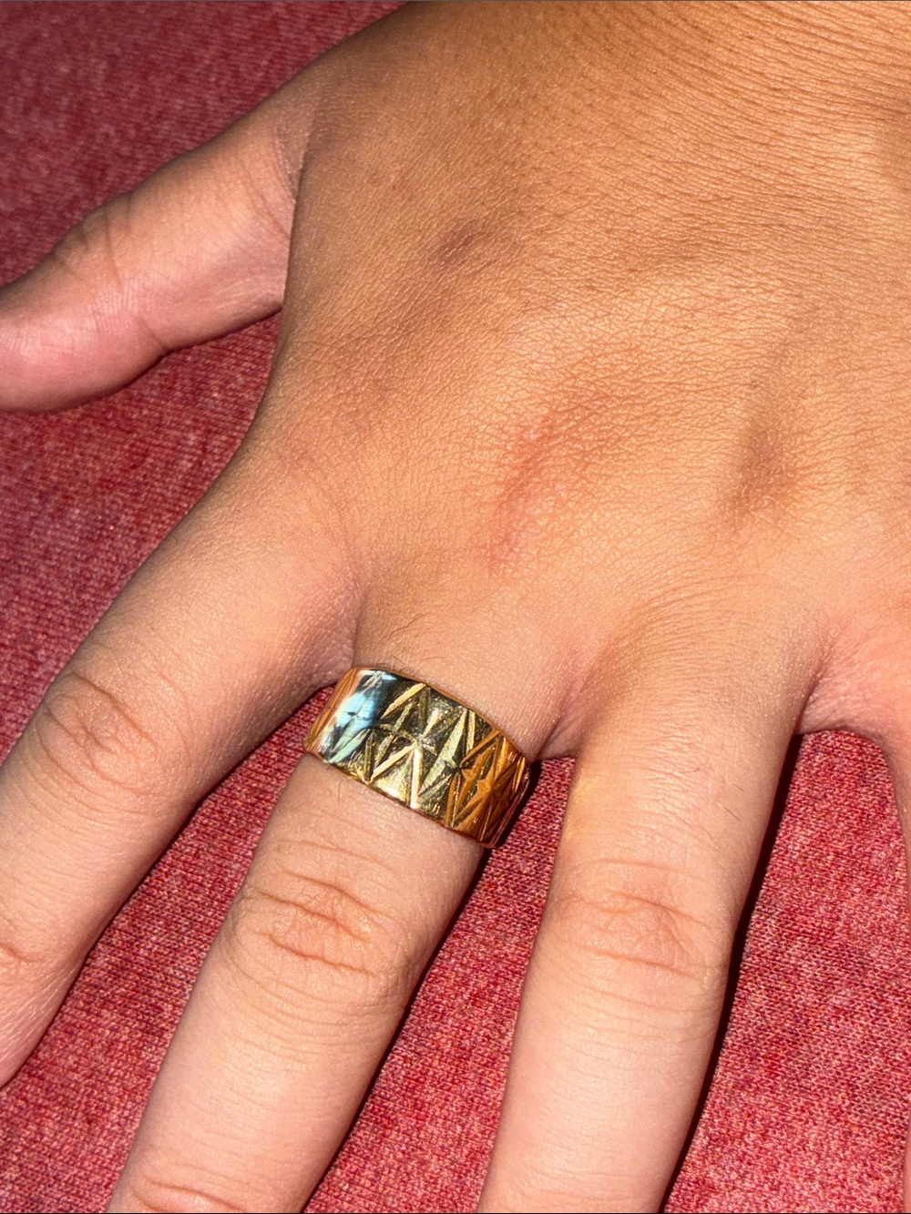 Source Unknown Gold Textured Men's Band Ring in 14k gold